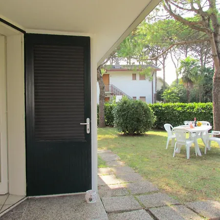 Intimate With Private Garden *