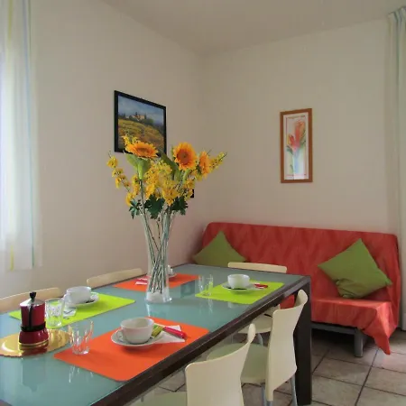 Intimate With Private Garden *