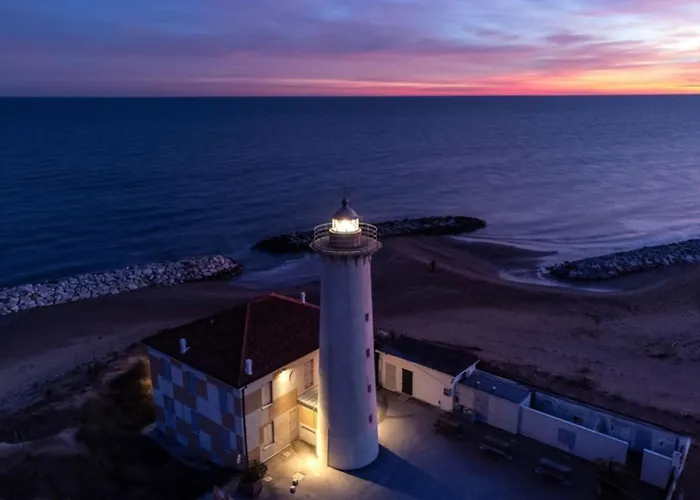 Intimate With Private Garden Villa Bibione